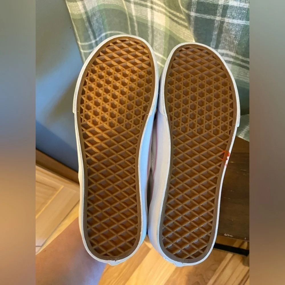 Vans slip on OMG print and true white size 7